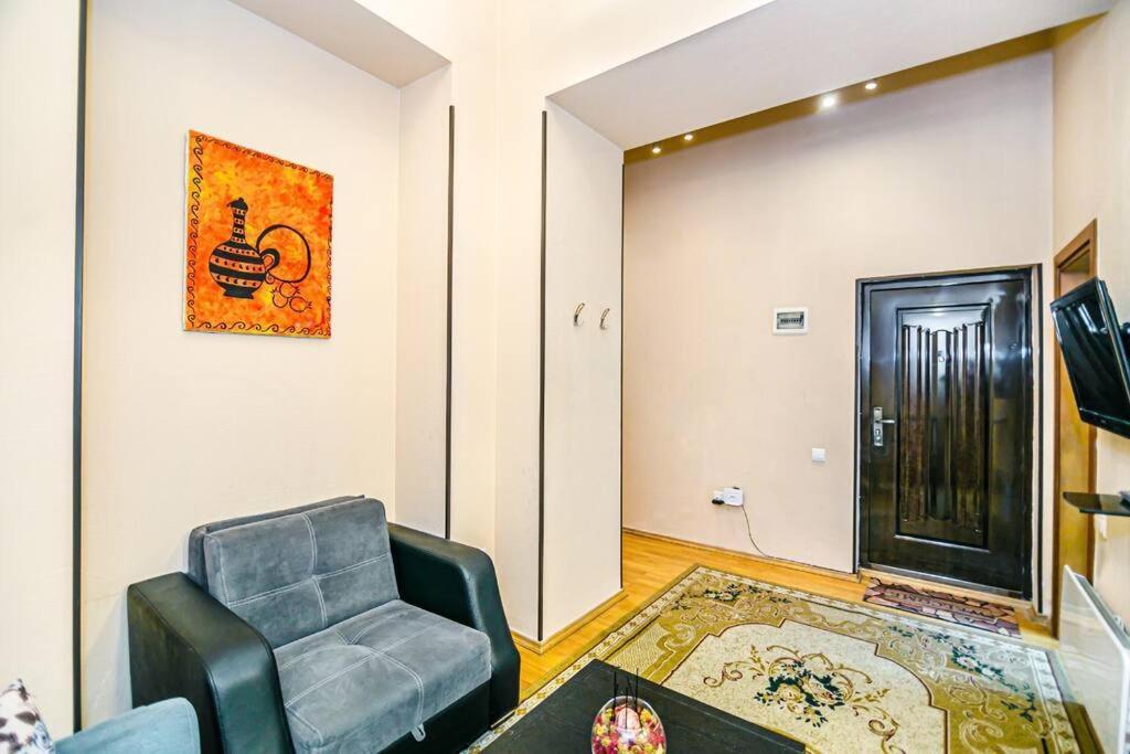Apartment Azneft Meydani Baku Exterior photo